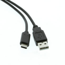 CM-U2CMAM-1M Connectors Closeup USB-A-to-C-Type