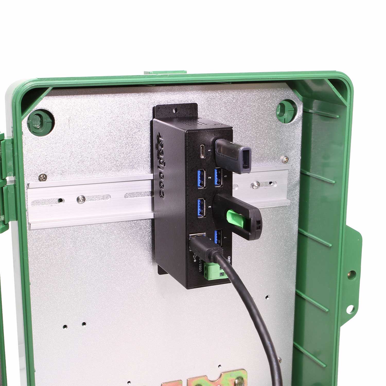 7-Port USB 3.2 Gen 2 2 Type-C 5 Type-A Industrial Surface & DIN-Rail Mount  Hub w/ ESD Surge Protection